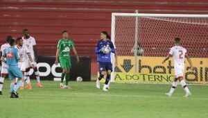 Jefferson diz que Náutico não pode ficar refém de Jean Carlos