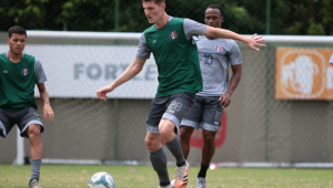 Após primeiro gol como profissional, Léo Gaúcho projeta parceria com Pipico