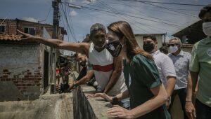 Delegada Patrícia se compromete a criar habitacional em Caranguejo Tabaiares