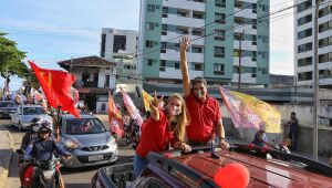 João Paulo dá o pontapé na campanha com carreata em Olinda