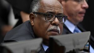 Ministro do STJ tem diagnóstico de Covid após posse de Fux, e total chega a 8 autoridades