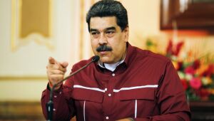 EUA diz que ainda considera Maduro "ilegítimo" após dissolução de governo interino da Venezuela