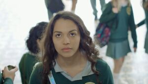Com protagonista pernambucana, 'Alice Júnior' mostra os desafios de uma adolescente trans
