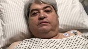 Datena recebe visita de Bruno Covas no hospital após sofrer infarto
