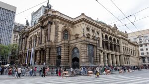 Entidade assume Theatro Municipal sem concorrência pública após edital ser suspenso