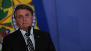 Agenda de Bolsonaro em Imperatriz/MA 'prende' delegação do Santa Cruz em aeroporto