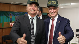 'Espero comparecer à posse de Trump', diz Bolsonaro mesmo com Biden à frente nas pesquisas