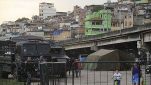 Rio tem mais operações policiais em áreas do tráfico do que de milícia