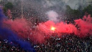 Antes de referendo, protestos marcam um ano de manifestações no Chile