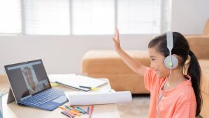 Professores se sentem mais preparados para o ensino online, aponta pesquisa