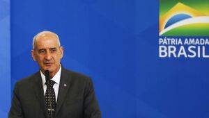 General Ramos nega crise, e Salles pede desculpas em meio a disputa no governo