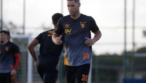 Thiago Neves testa positivo para Covid-19 e desfalca Sport na Copa do Brasil