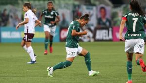 Palmeiras segura pressão, bate Ferroviária e larga na frente nas quartas de final