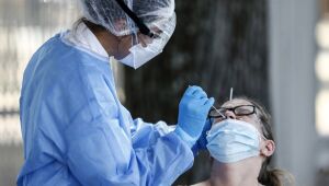 Número de casos da Covid-19 chega a 8,75 milhões no Brasil