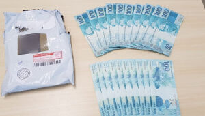 Homem é preso ao sair de agência dos Correios em Goiana com R$ 2 mil em notas falsas de R$ 100