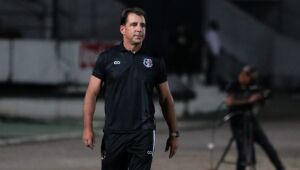 Com classificação encaminhada, Martelotte garante seriedade: "Não vamos relaxar nem desconcentrar"