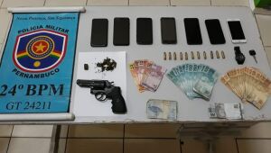 PM prende dupla de assaltantes e recupera moto roubada em Toritama, no Agreste