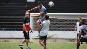 De volta, William Alves se diz 100% e destaca ‘equilíbrio’ do Santa no topo