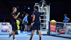 Bruno Soares estreia com vitória de virada nas duplas do ATP Finals