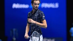 Medvedev testa positivo para covid-19 e abandona o Masters de Monte Carlo
