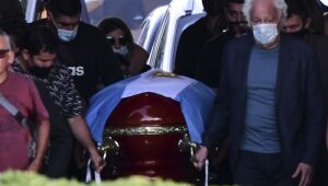 Médico particular de Maradona é acusado de 'homicídio culposo'
