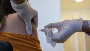 Governo solicita 6 milhões de doses de Coronavac ao Butantan