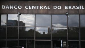 Fluxo cambial total em dezembro até o dia 20 é negativo em US$ 18,427 bi, aponta BC