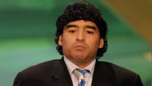 Turbulências afetivas de Maradona antecipam problemas na herança