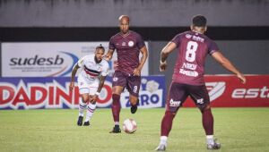 Santa Cruz joga mal e perde segunda consecutiva na Série C