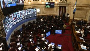 Argentina converte em lei imposto extraordinário sobre grandes fortunas