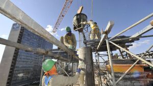 Projeção de crescimento do PIB passa de 3,2% para 3,5%