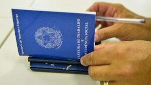 Programa de redução de salário preserva 1,5 milhão de empregos
