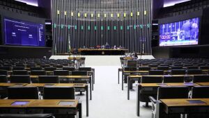 Senado aprova texto-base da PEC que libera até R$ 44 bilhões para novo auxílio emergencial