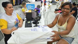Produto Interno Bruto mostra queda recorde do setor de serviços e recuperação da indústria