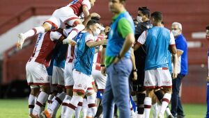 Em clima de decisão, Náutico visita Figueirense no Orlando Scarpelli