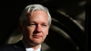 Assange 'está mal' antes de audiência em apelação sobre extradição