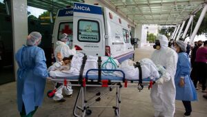 Sem UTI aérea, ministério só vai transferir de Manaus pacientes de Covid em estado menos grave