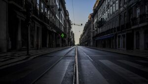 União Europeia pretende vacinar 70% da população adulta até o verão