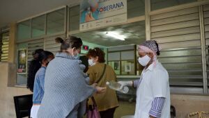 Cuba espera produzir 100 milhões de doses de sua vacina contra a covid-19 em 2021