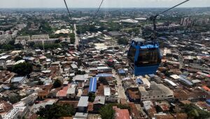 Colômbia suspende voos com o Brasil por nova cepa da Covid-19