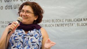 Vencedora do Jabuti, Cida Pedrosa une o épico com a cultura popular