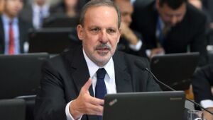 Armando Monteiro Neto diz que sua filiação a um novo partido segue em aberto