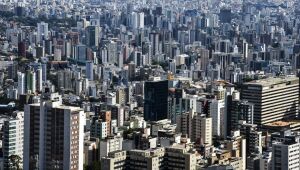 Falta de coordenação na pandemia travou uso de dinheiro repassado a estados, diz estudo