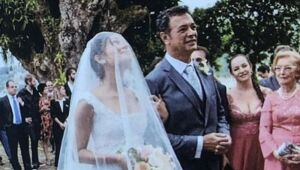 Atriz Sophie Charlotte lamenta a morte do pai: 'Coração dilacerado'