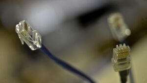 Nova meta do governo prevê fibra ótica em 99% da cidades brasileiras