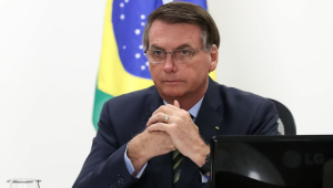Cidades têm volta do panelaço em protesto pela má condução da pandemia pelo governo federal