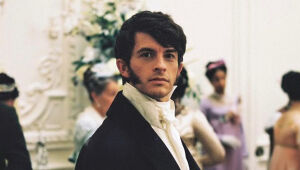 Astro de 'Bridgerton', Jonathan Bailey diz ter sido orientado a não se assumir gay