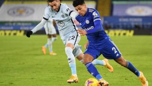 Leicester vence Chelsea e assume liderança provisória da Premier League