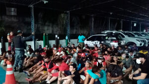 Polícia prende 63 pessoas em bares clandestinos de Manaus