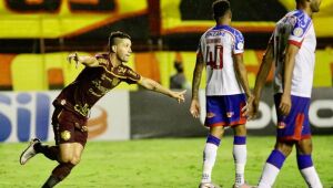 Thiago Neves faz golaço, Sport domina Bahia e volta a vencer no Brasileiro